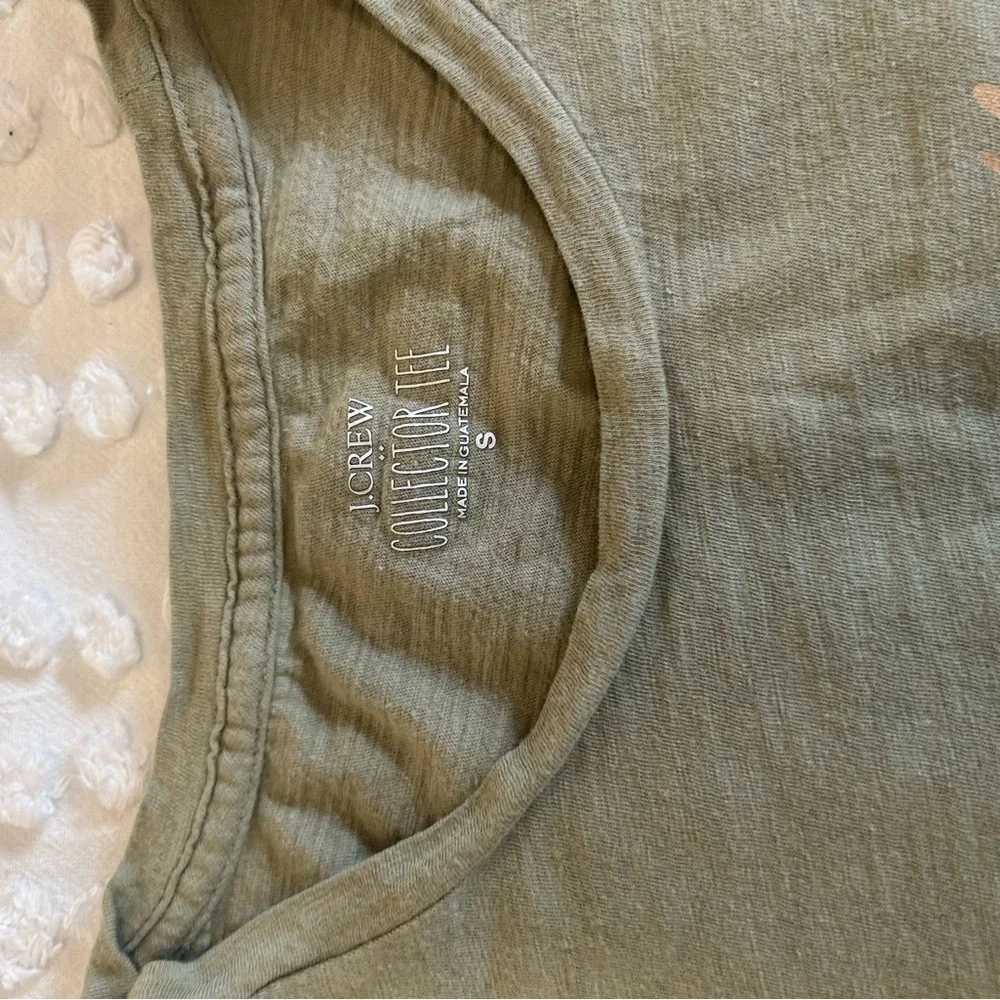J. Crew Women’s Light Olive Green 100% Cotton Collector Tee Bicycle S - Picture 3 of 8